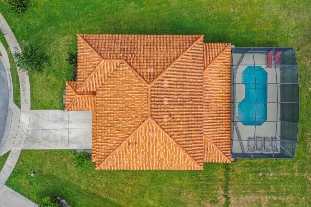 Luxury Villa W/ Private Pool, Golf Resort Amenities & Near Disney 5 Bedroom Villa