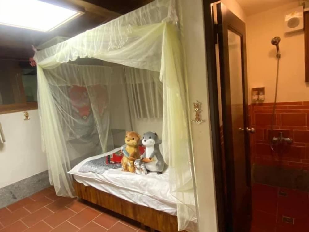 Photo 19