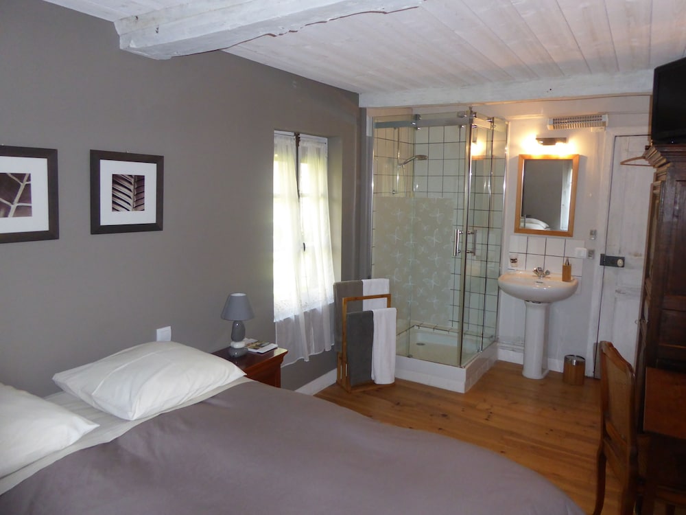 Photo 11