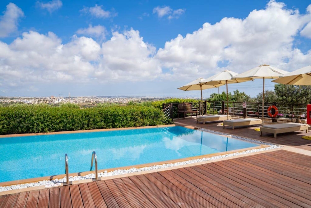Villa Munqar 3 Bedroom Villa With Private Pool view 4