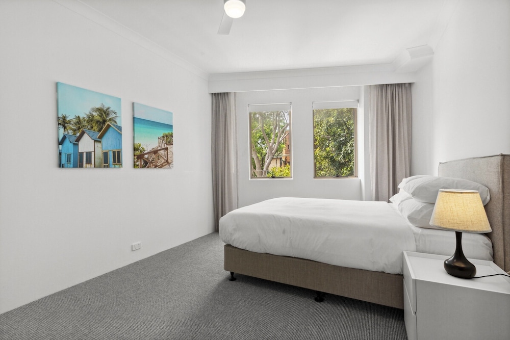 Chic Urban Escape in Vibrant Camperdown