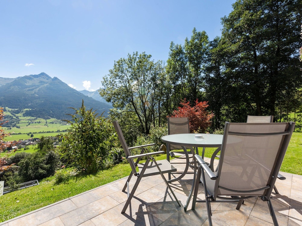 Apartment in Kaprun Near Ski Slopes
