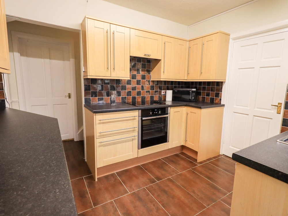 6 Calgarth View