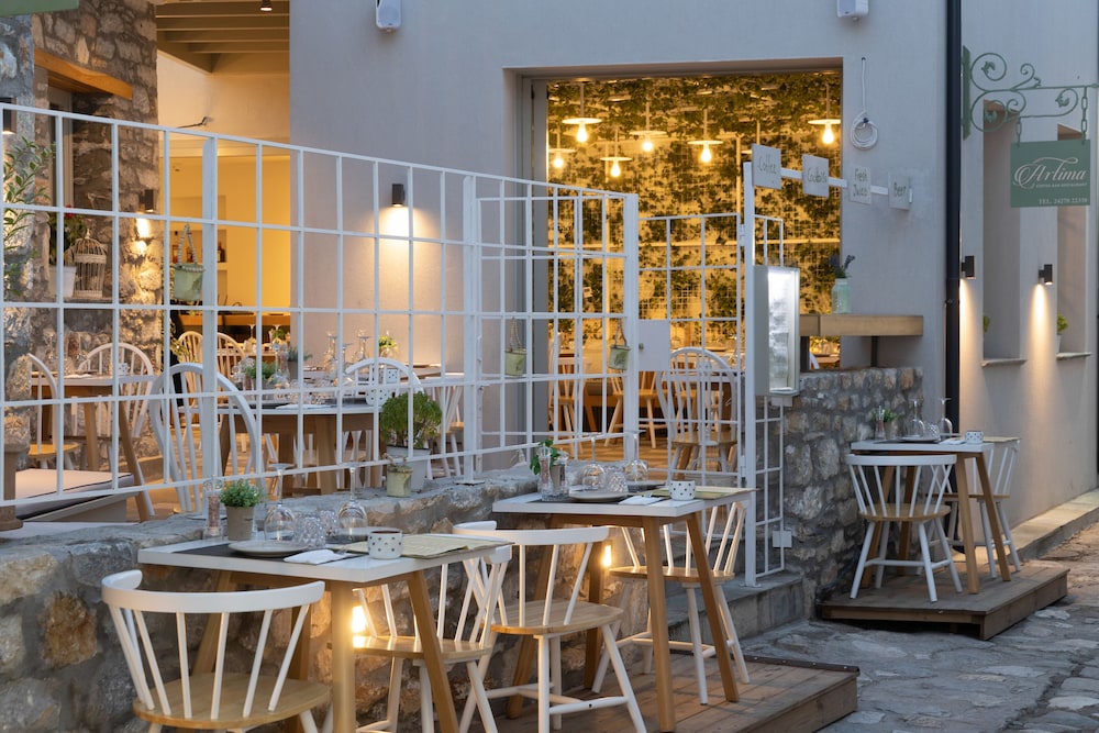 l anima boutique suites view 3