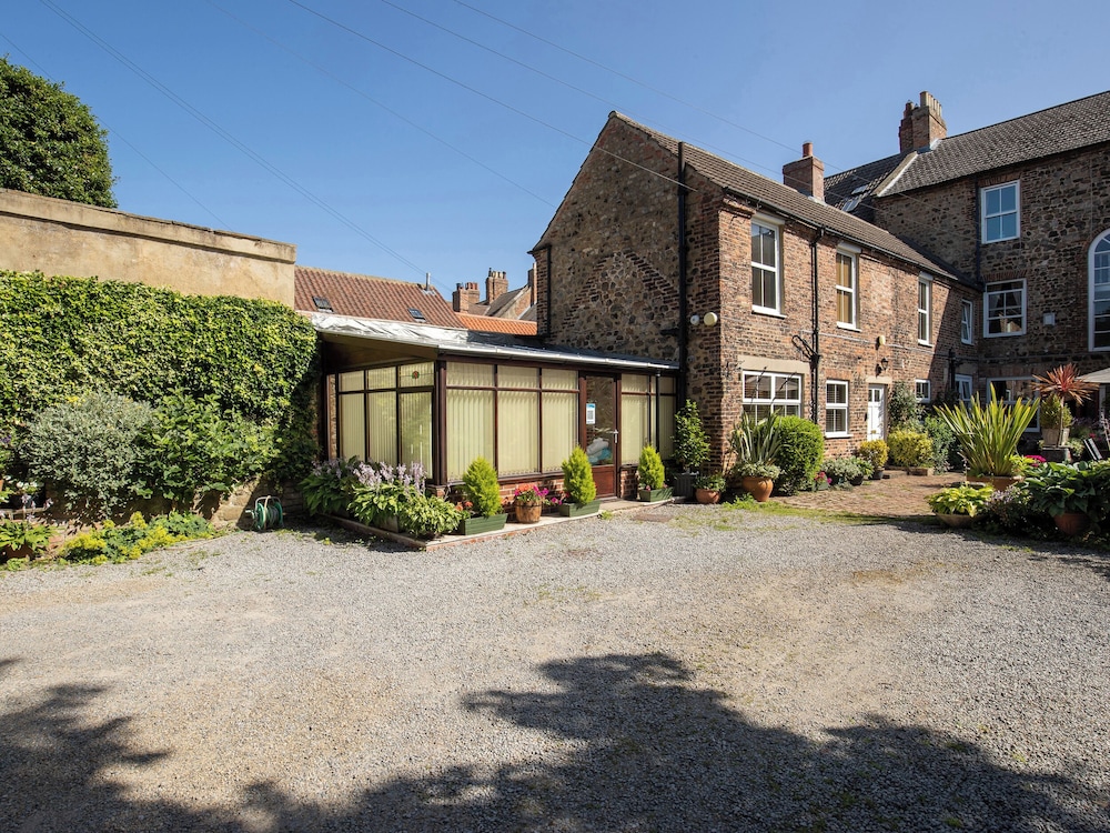 The Georgian Cottage