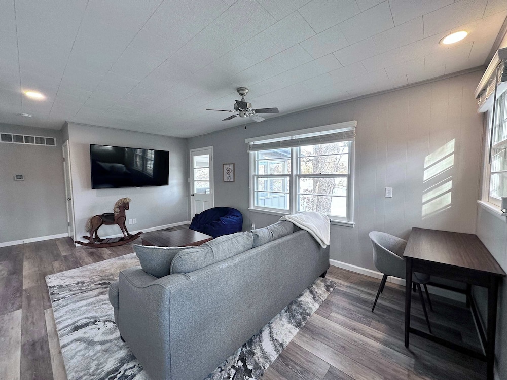 Red Deer Cabin Stay for 8!