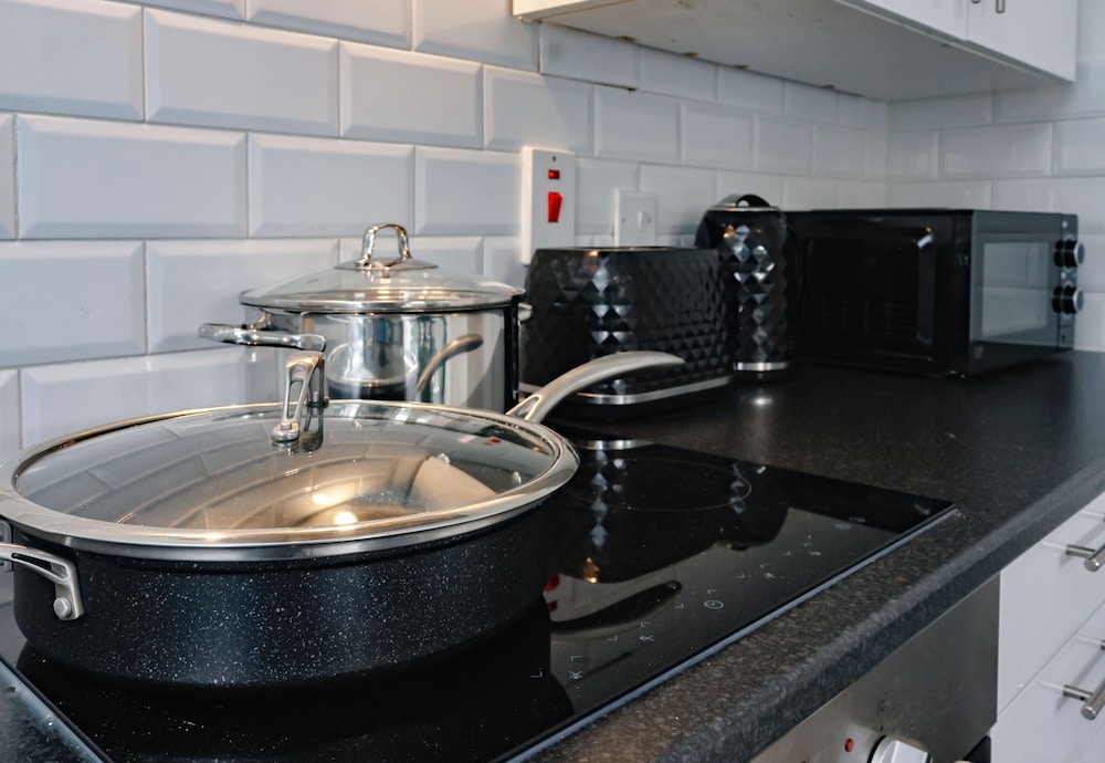 Immaculate 3-bed Cottage in Hampton
