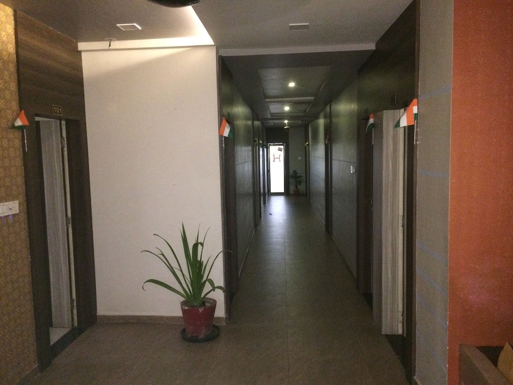 Hotel Atithi view 3
