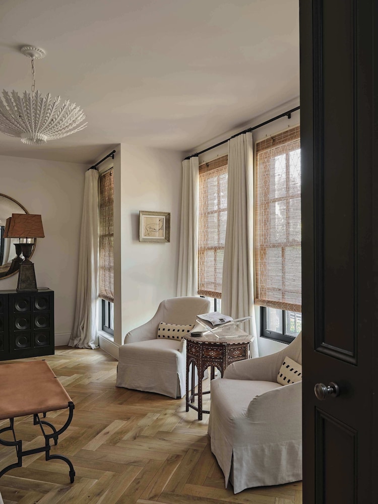 A Nomadic Abode - Luxury Boutique Retreat