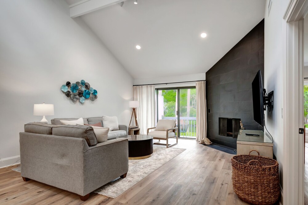 10 Turtle Lane at The Sea Pines Resort