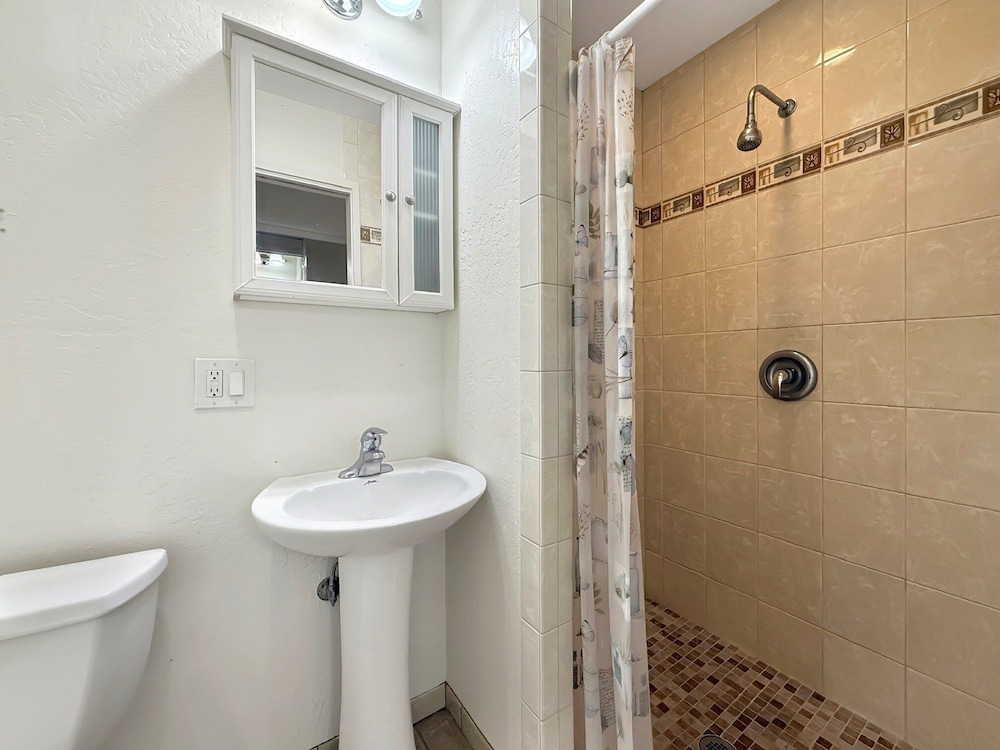 Large 3BR + Loft at Kanaloa Pools, Golf Views & Prime Keauhou Location