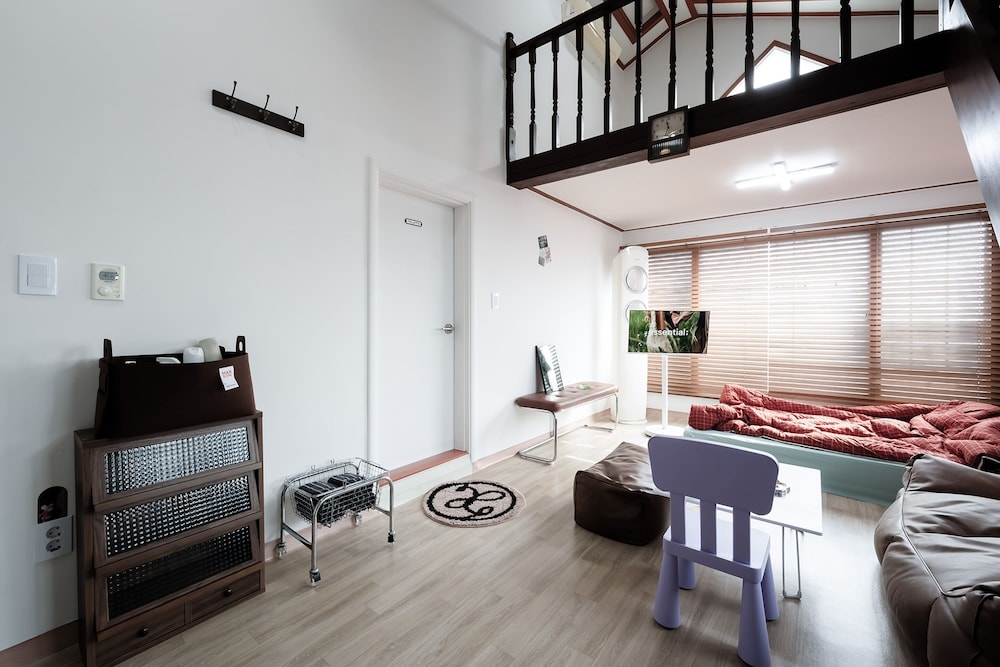 Ganghwa Aboha Pet-friendly Pension