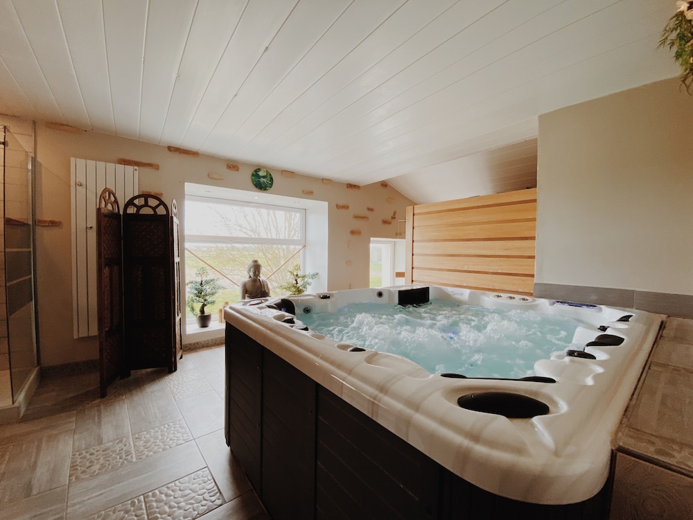 Domaine de Saint Florent - Piscine & Spa photo 4