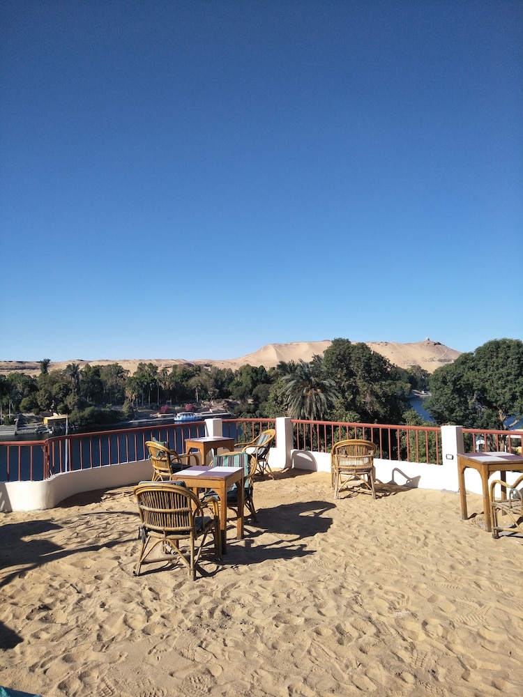 El Prince Guest House