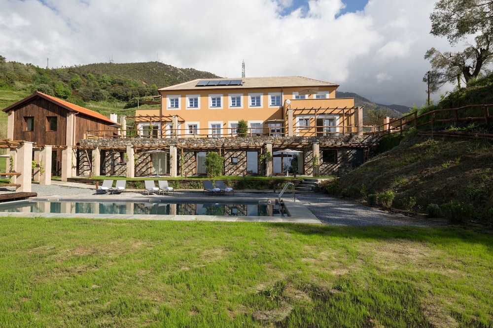 Mirandola Suites