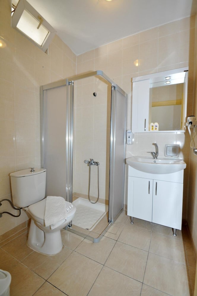 Reis Maris Hotel - Image 11
