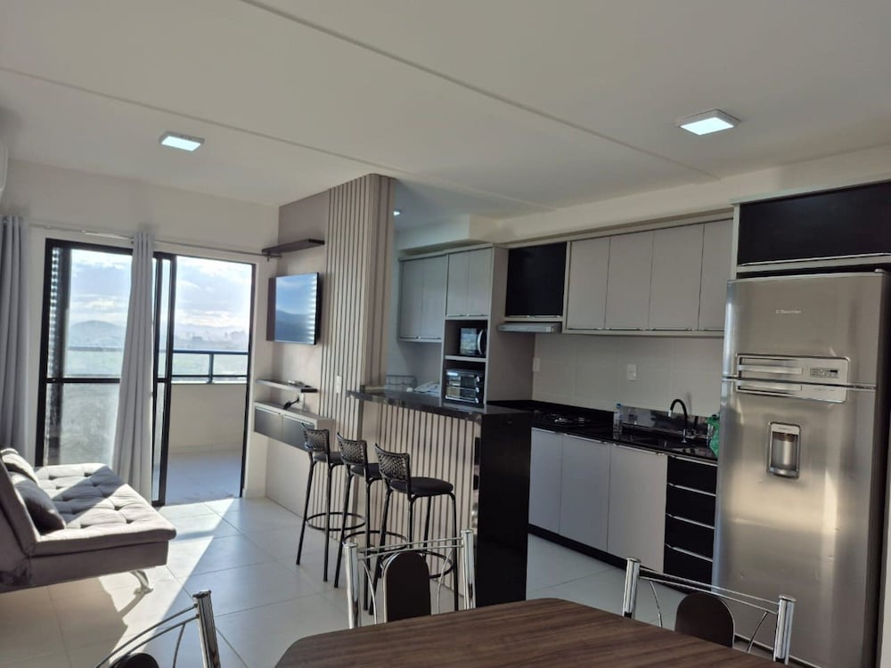 Skyline Comfort Club - Azul Celeste