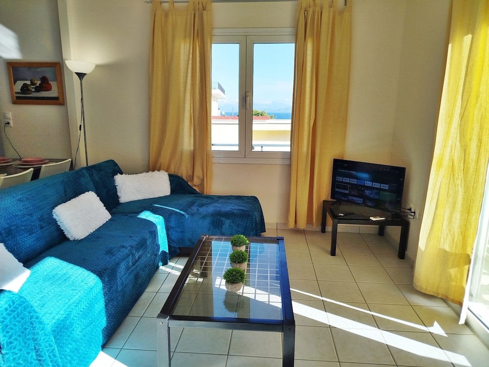 Two Bedrooms House Near Athens Airport