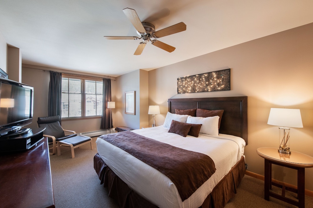 Zephyr Mountain Lodge Vacation Condos - Winter Park CO