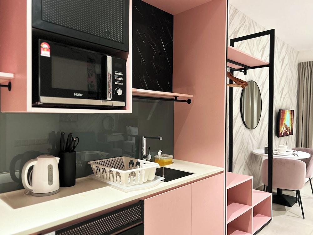 The Paxtonz by Manhattan Group