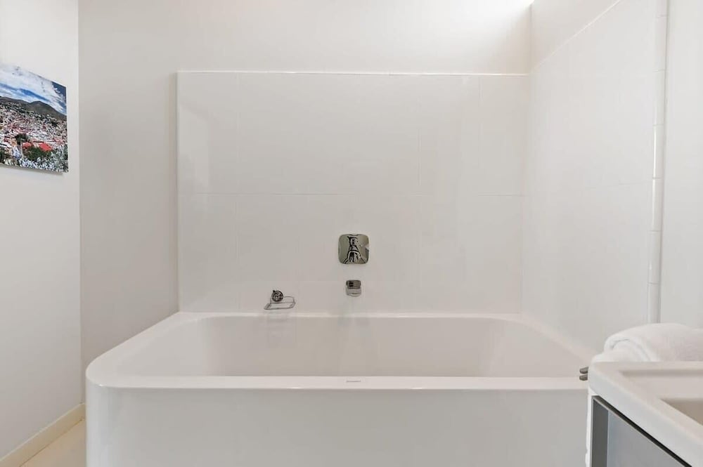 @ Marbella Lane - Cozy and Eccentric Design Home