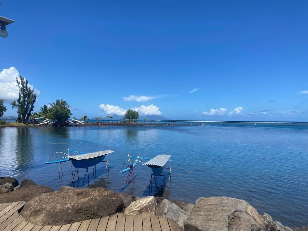 Fare Avea in Mahina With 3 Bedrooms and 2 Bathrooms