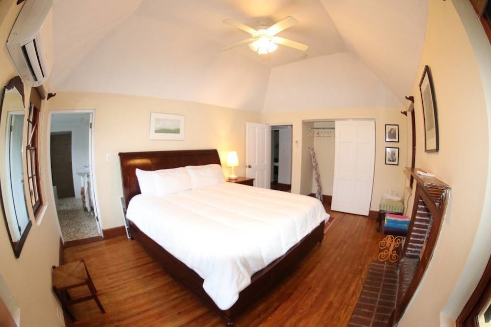 Bermuda Vacations - Belfield Beach Estate - Property Image 3