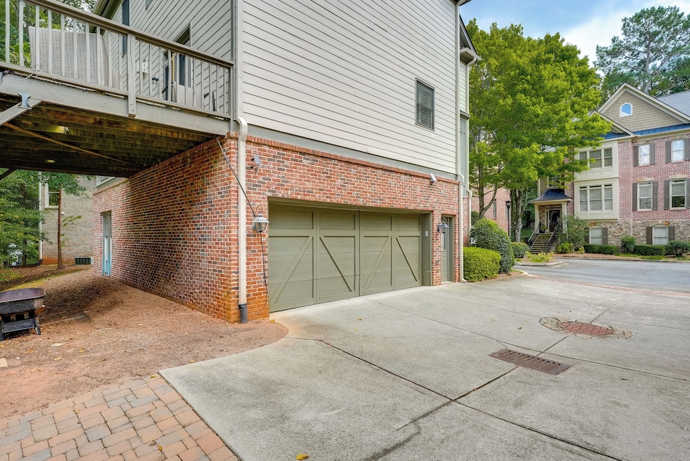 Pets Welcome! Spacious ATL Area Retreat w/ Deck