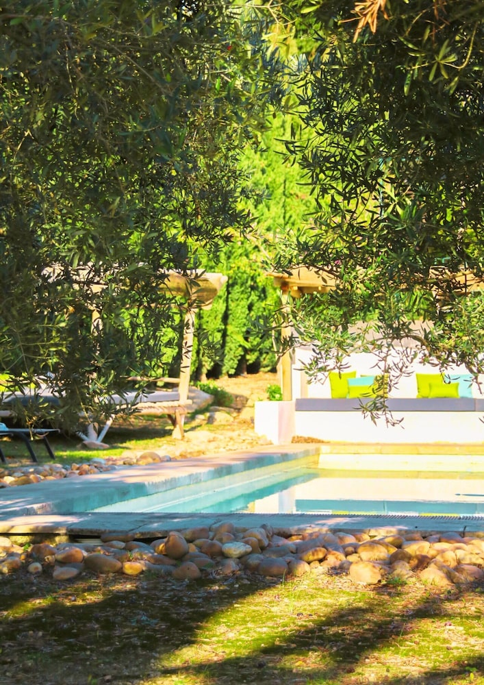 Le Mas Ela a Your Family Haven With Private Pool