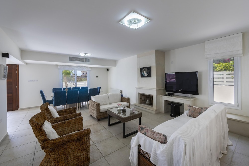 Protaras Villa Serifos By The Sea