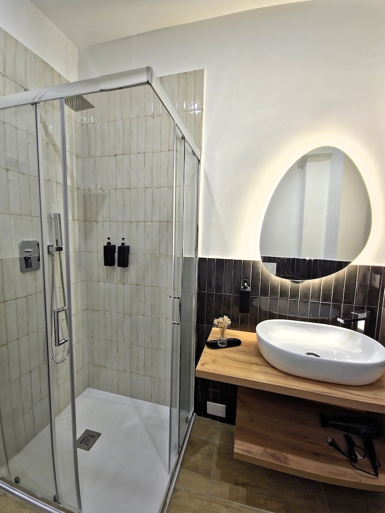 Ventuno Dei Luxury Suites - San Giovanni