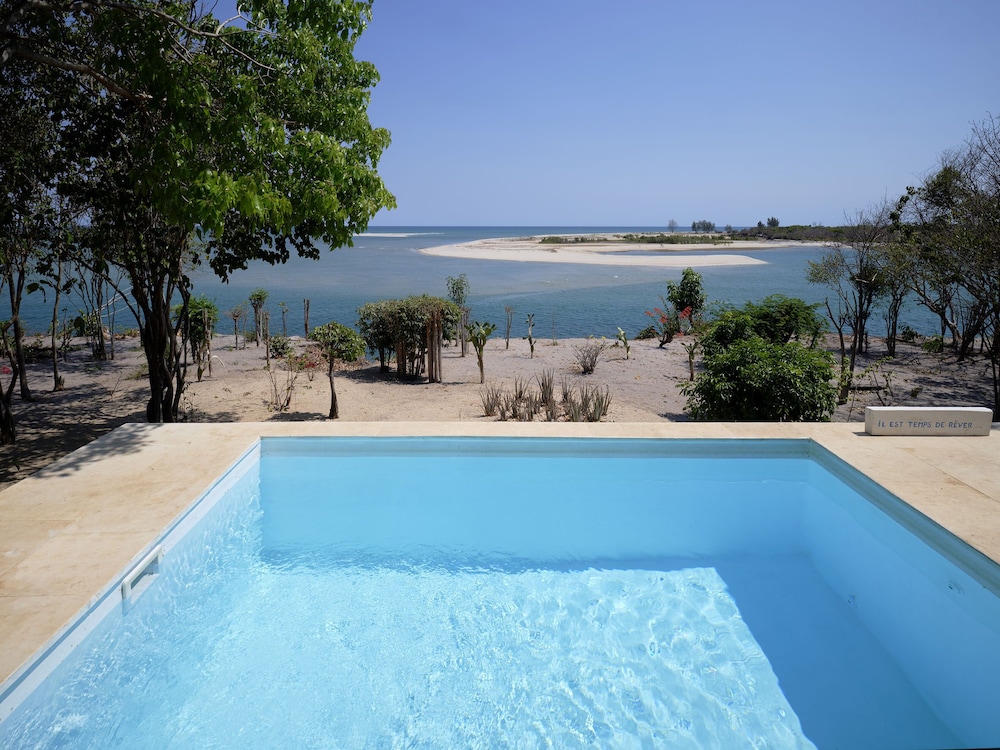 Antsanitia Resort