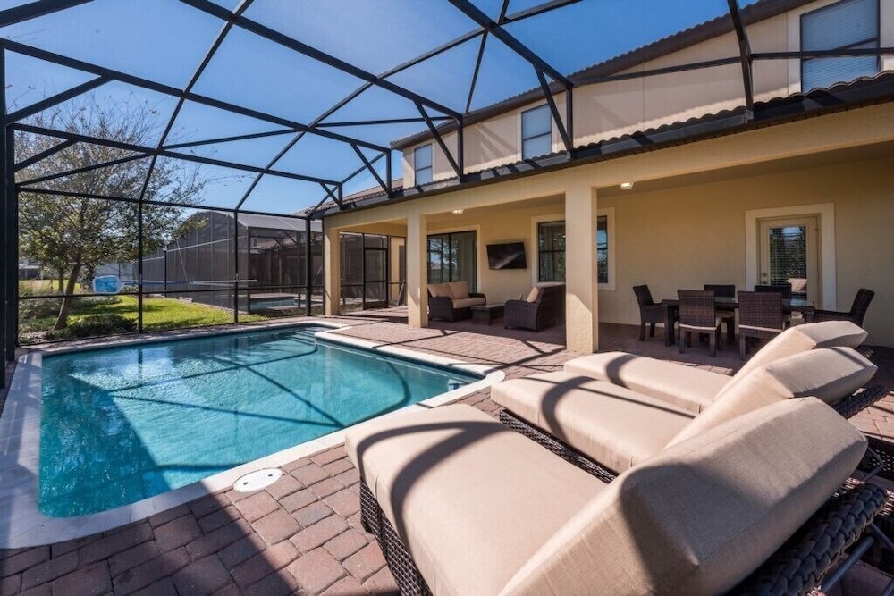 Show 5 Bedroom Champions Gate Villa Next To Th Villa by RedAwning