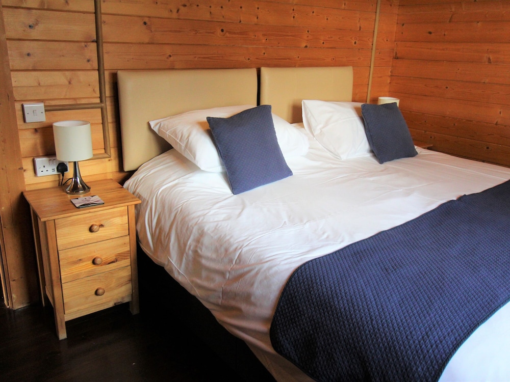 Cherry Lodge