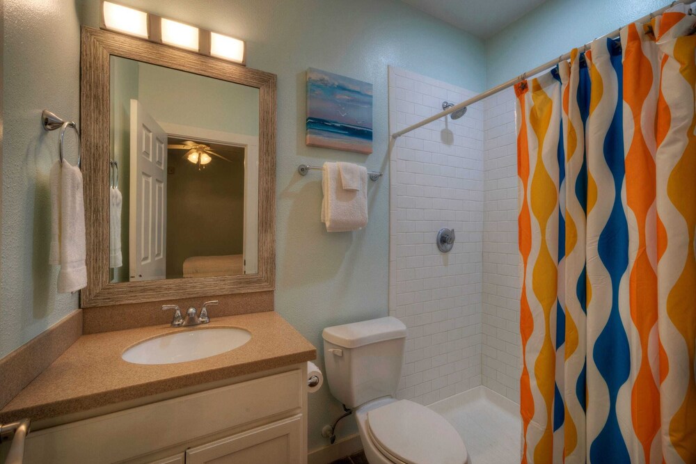 Costa Bahia Full Bldg Pool, Beach, Sleeps 100