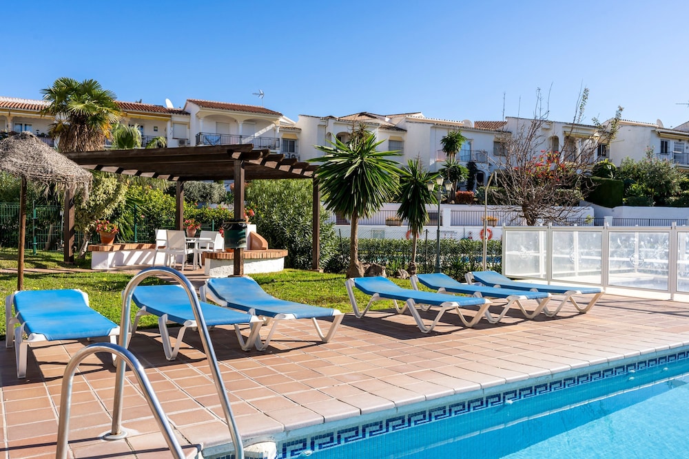 Blue Pearl Apartment Old Town Fuengirola Ref 24 by Costarentals - Ref 24