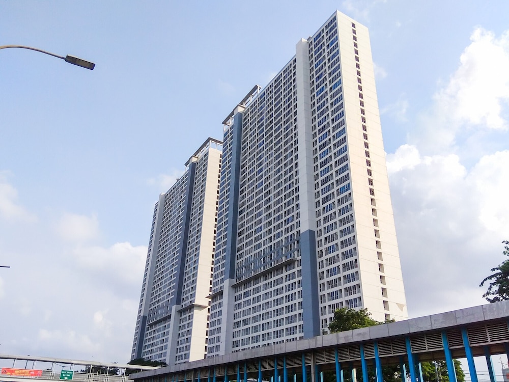 Comfy And Minimalist Studio Apartment At Tifolia