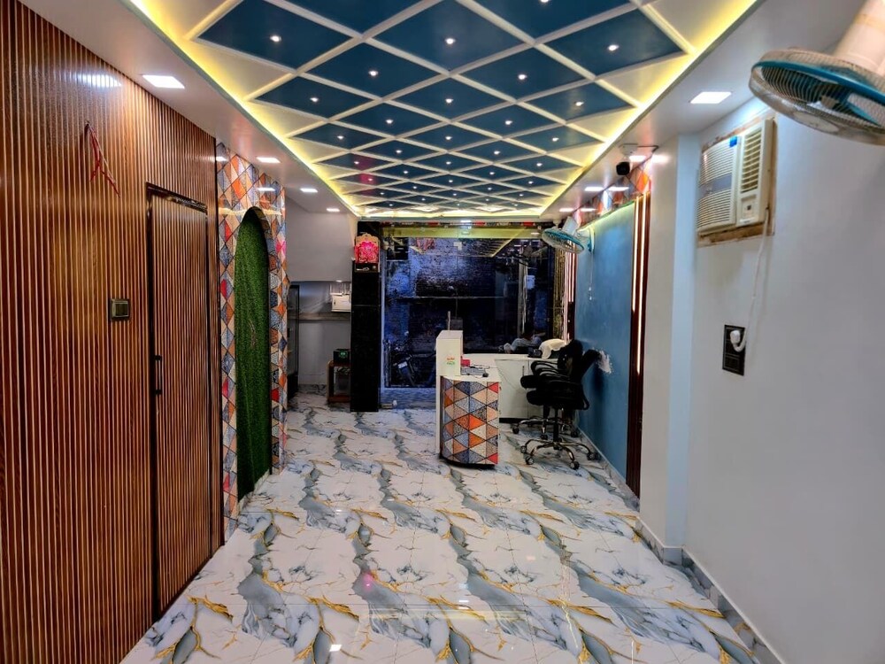 Hotel Shiv Grand SV