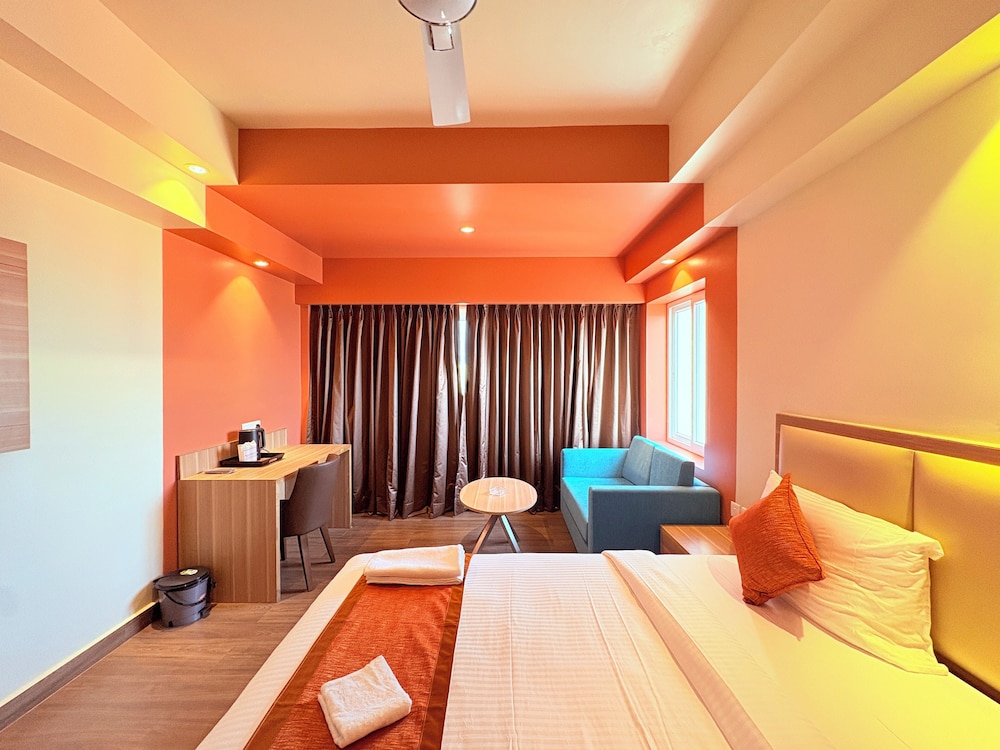 Golden Wave Premium Puri