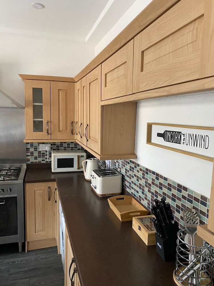 BowChumpHaus - Luxurious 5 Bedroom House - Birmingham