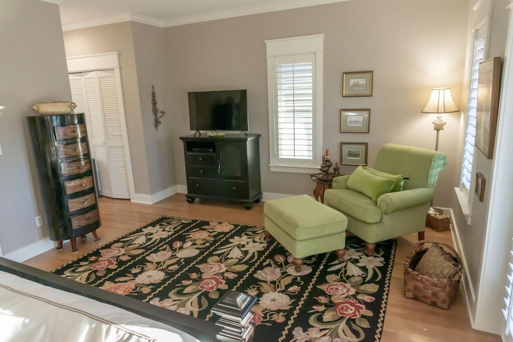 9 Rue Martine in Miramar Beach