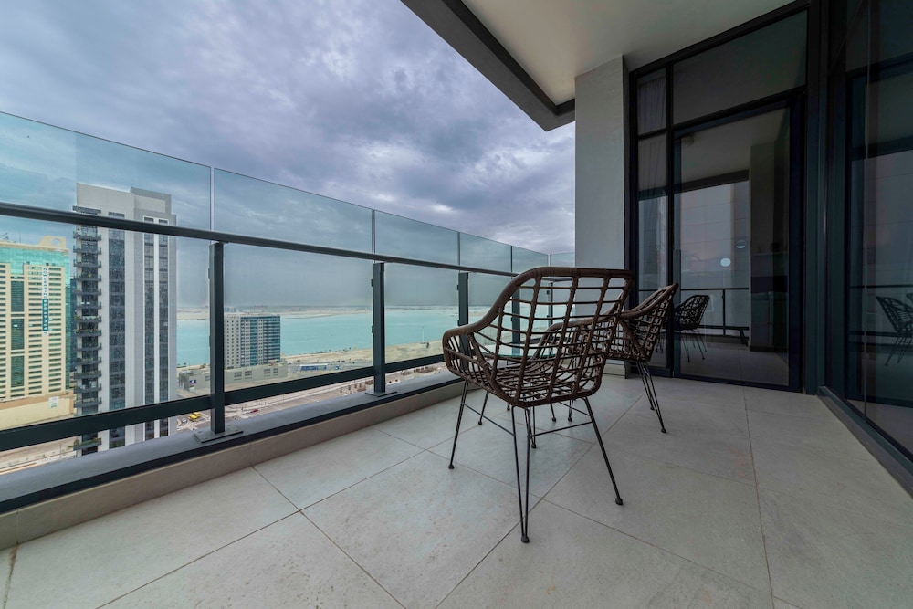 Capital Living On Reem: The Bridges