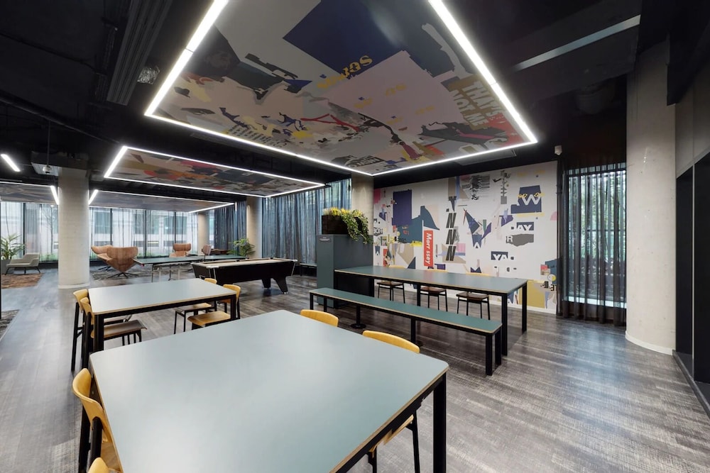 For Students Only Canvas Manchester