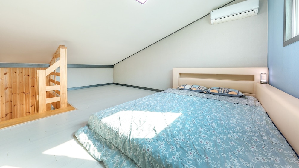 Hongcheon Pension 150