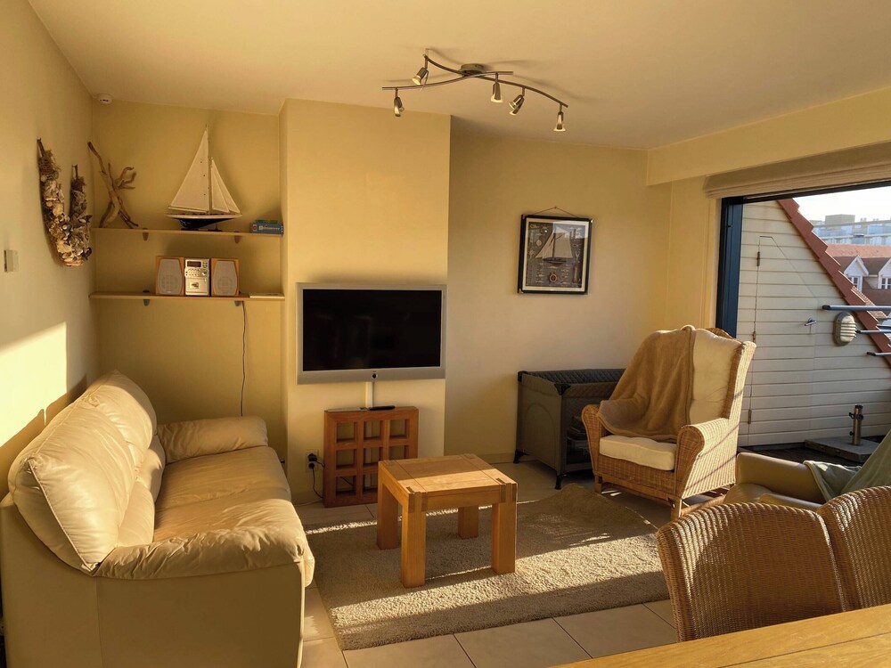 Apartment in Nieuwpoort With sea View