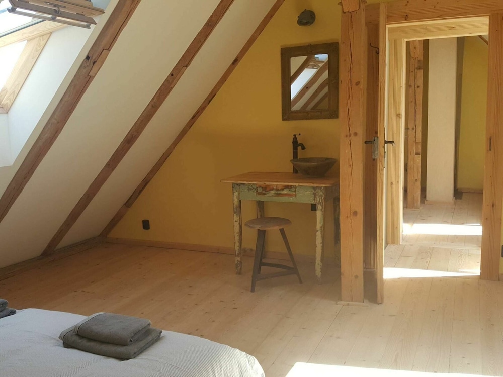 Spacious Authentic Polish Farmhouse in a Beautiful Landscape view 3