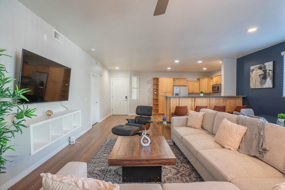 ROVE LIVING/KL - The Fredrick Tempe