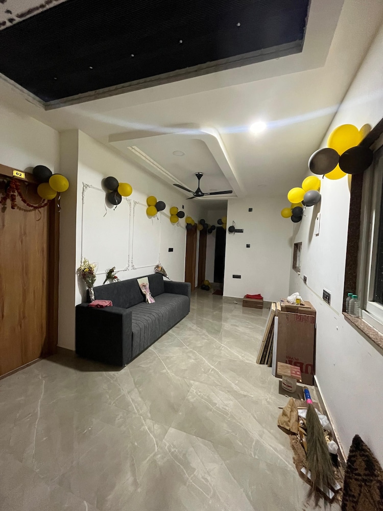 Mahaveer Lodge