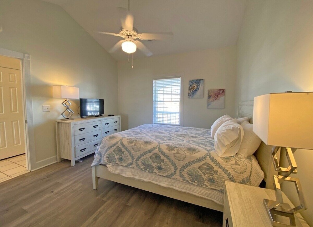 Magnolia North 4856-303 1 Bedroom Condo