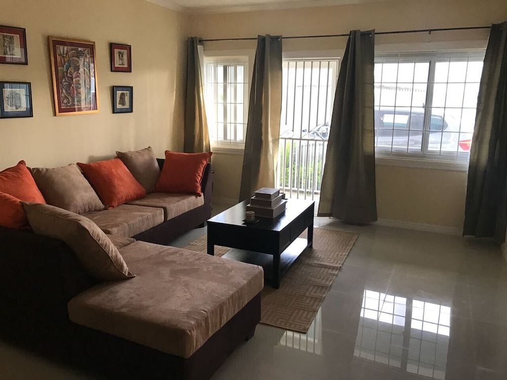 New Kingston Guest Apartment at Sandhurst view 5